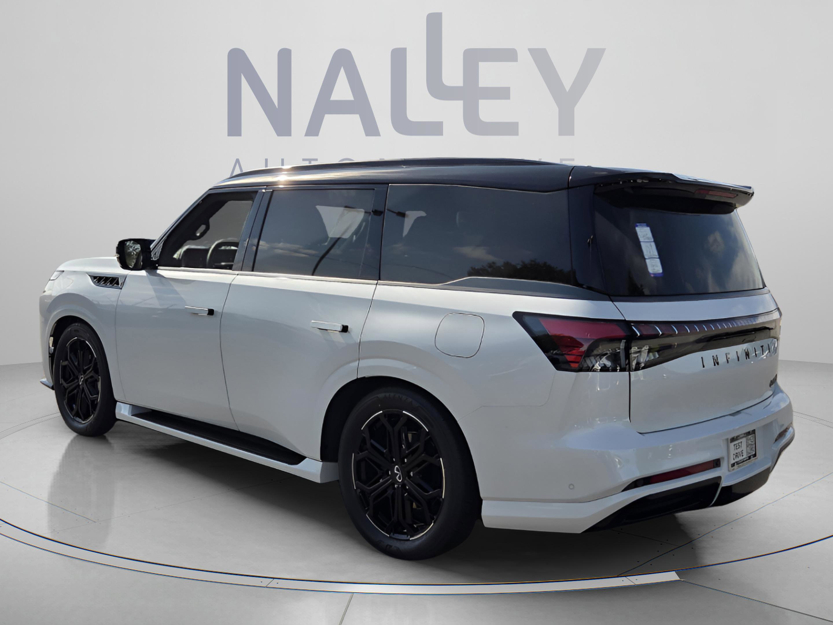 2026 INFINITI Qx80 4WD