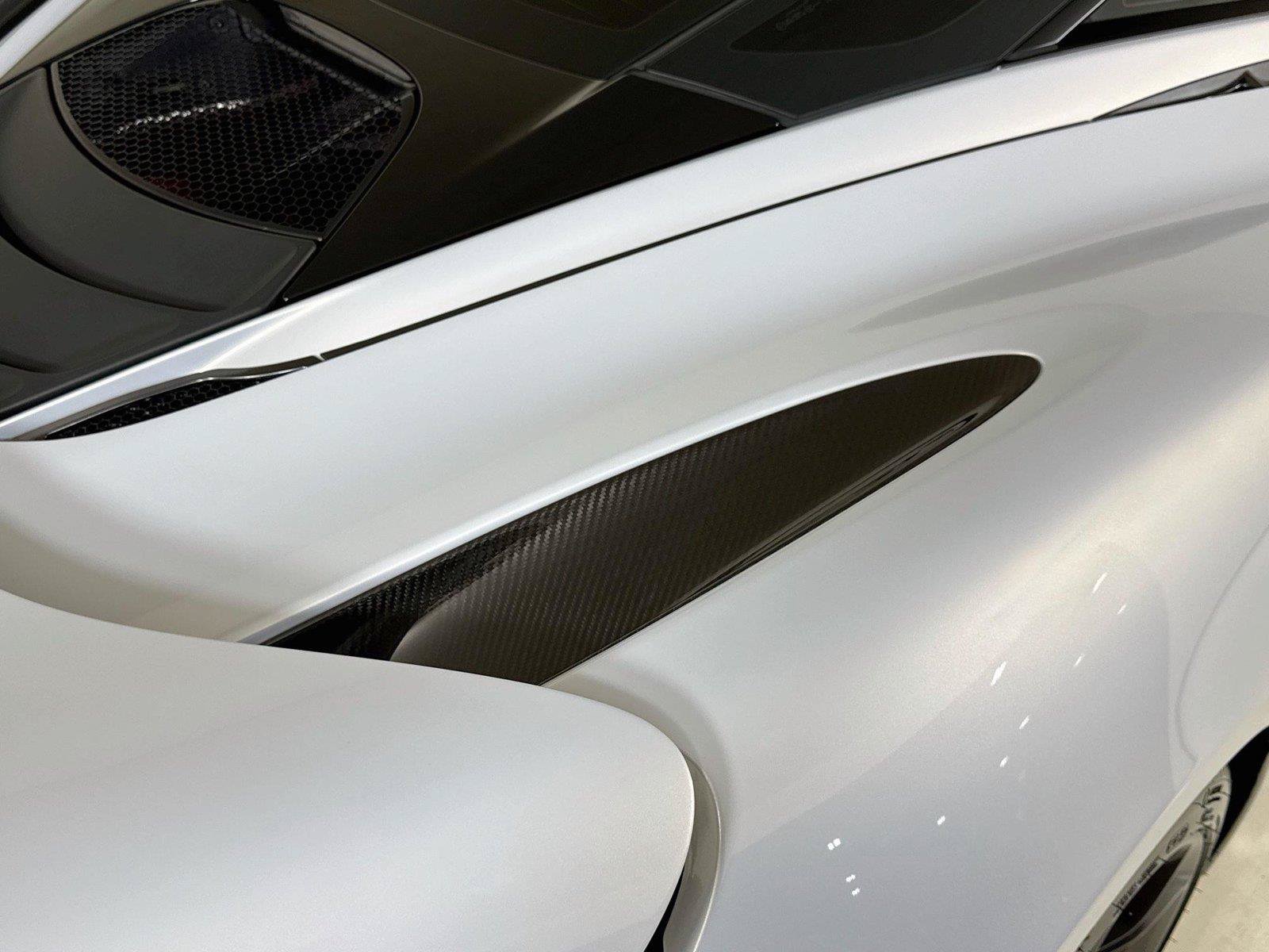 Used 2018 McLaren 720S Performance photo 29