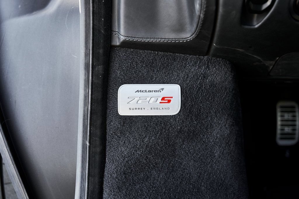 Used 2019 McLaren 720S photo 37