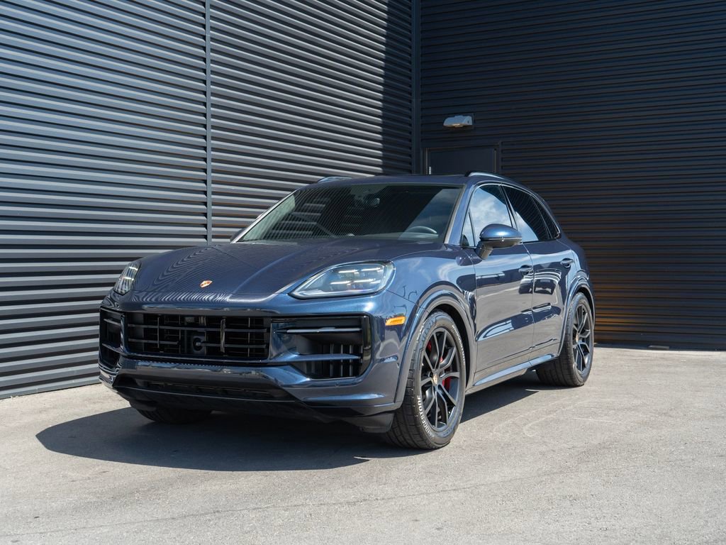 Used 2025 Porsche Cayenne GTS