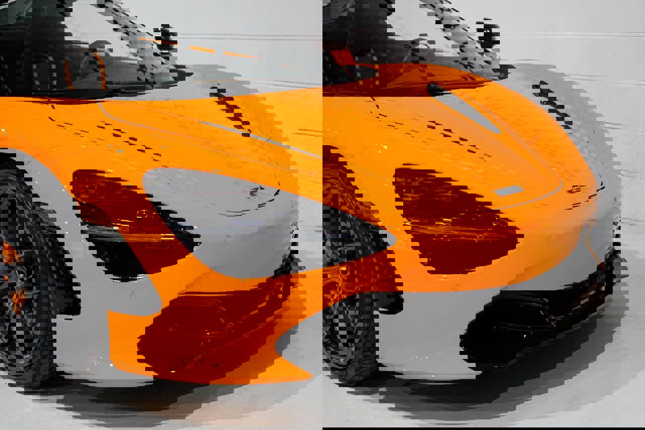 Used 2022 McLaren 720S Performance photo 25