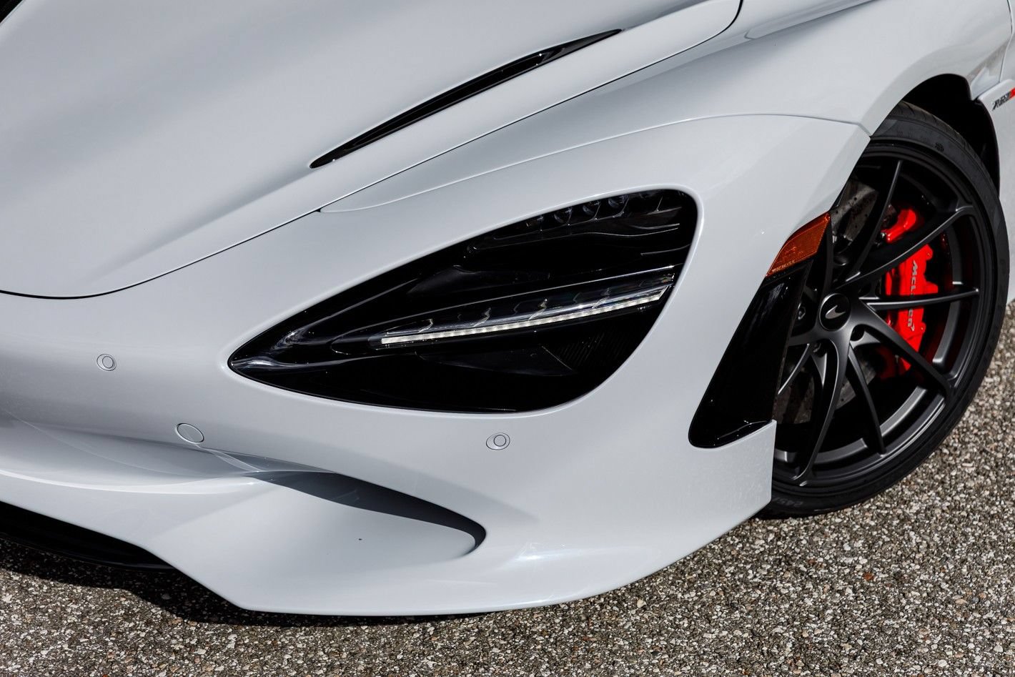 Used 2026 McLaren 750S Spider photo 13