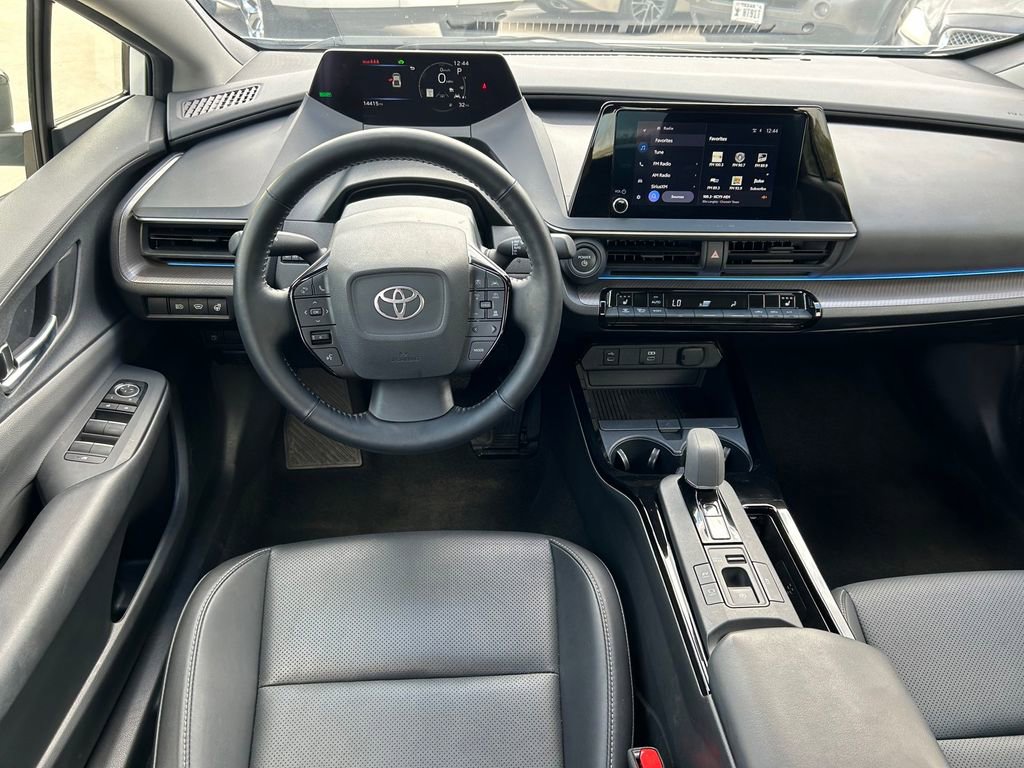 2025 Toyota Prius XLE