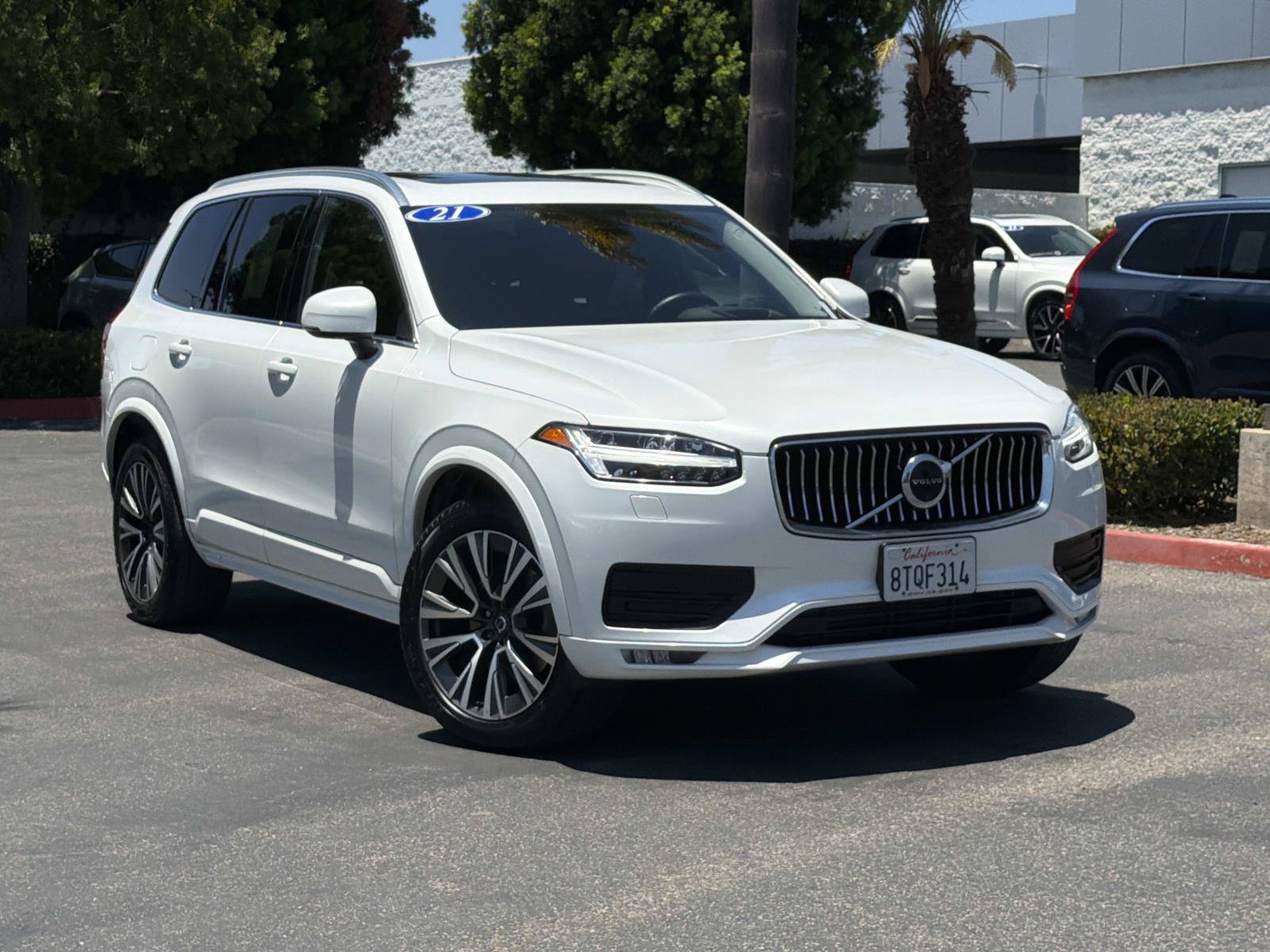 Used 2021 Volvo XC90 T5 Momentum w/ Advanced Package