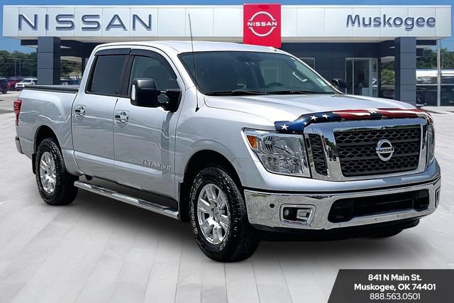 Used 2018 Nissan Titan SV w/ SV Convenience Package