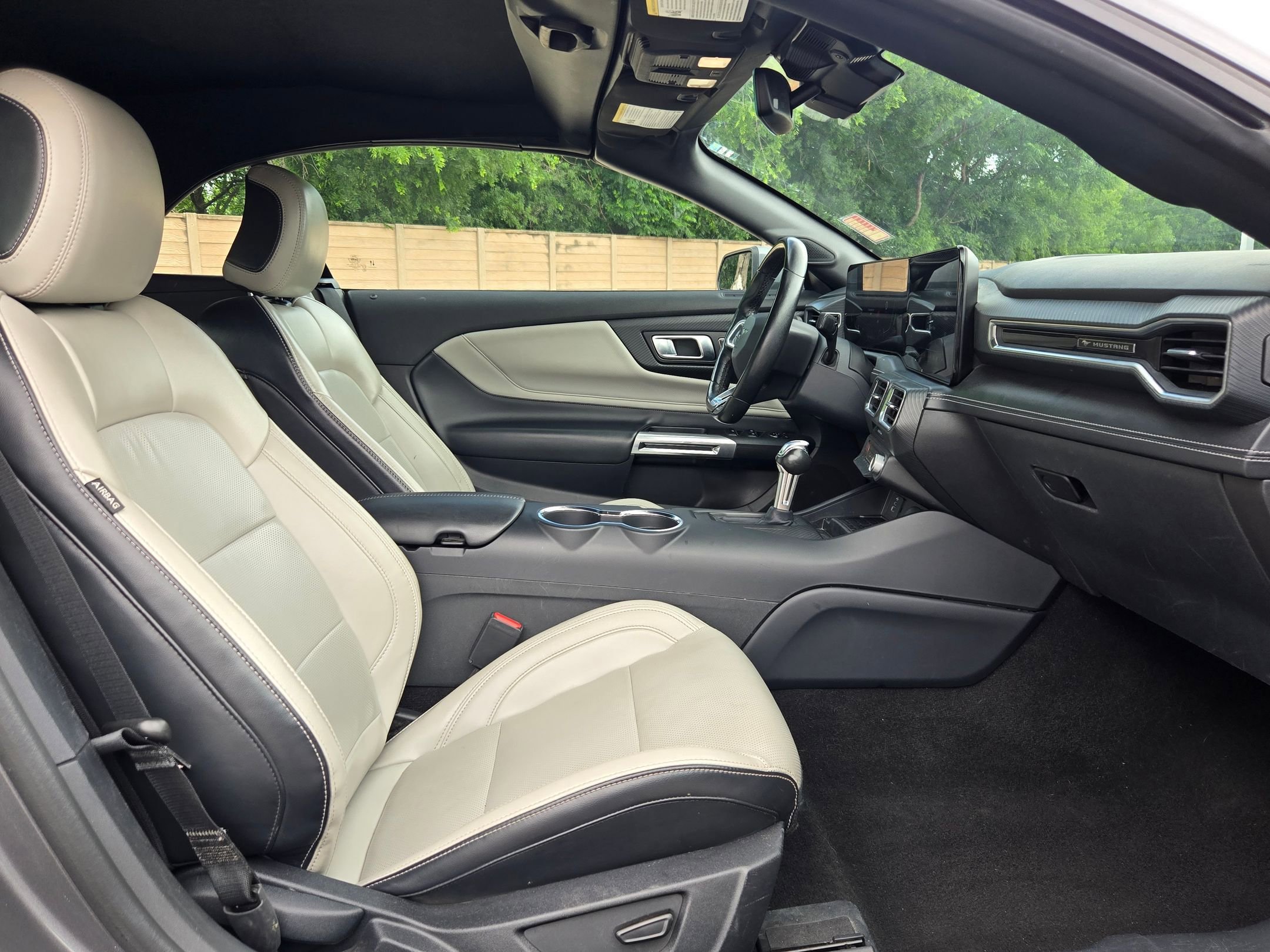 2024 Ford Mustang Premium