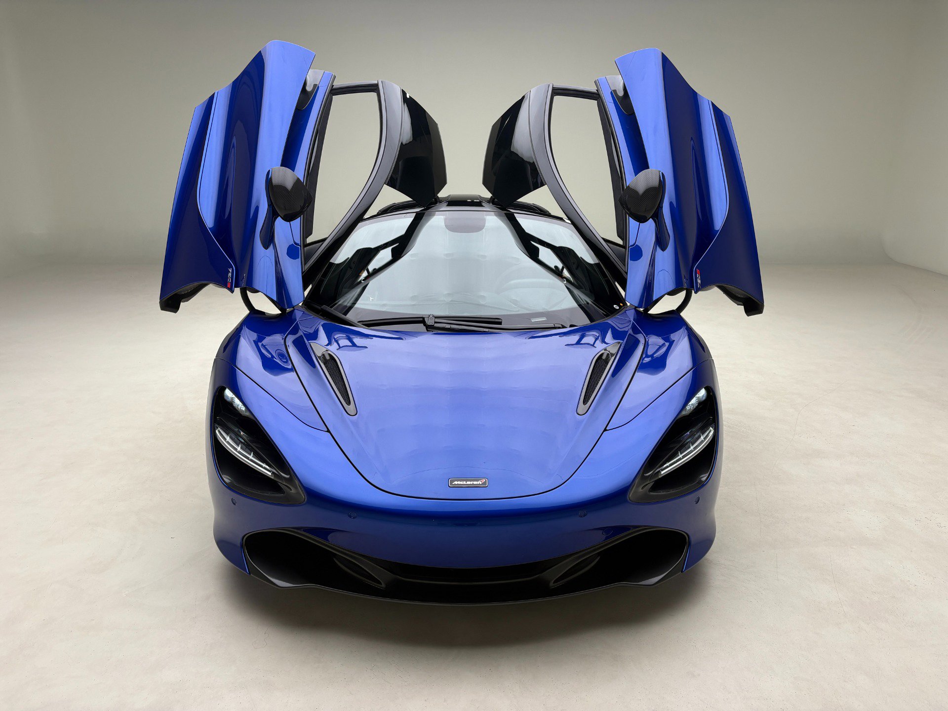 Used 2018 McLaren 720S Performance photo 11