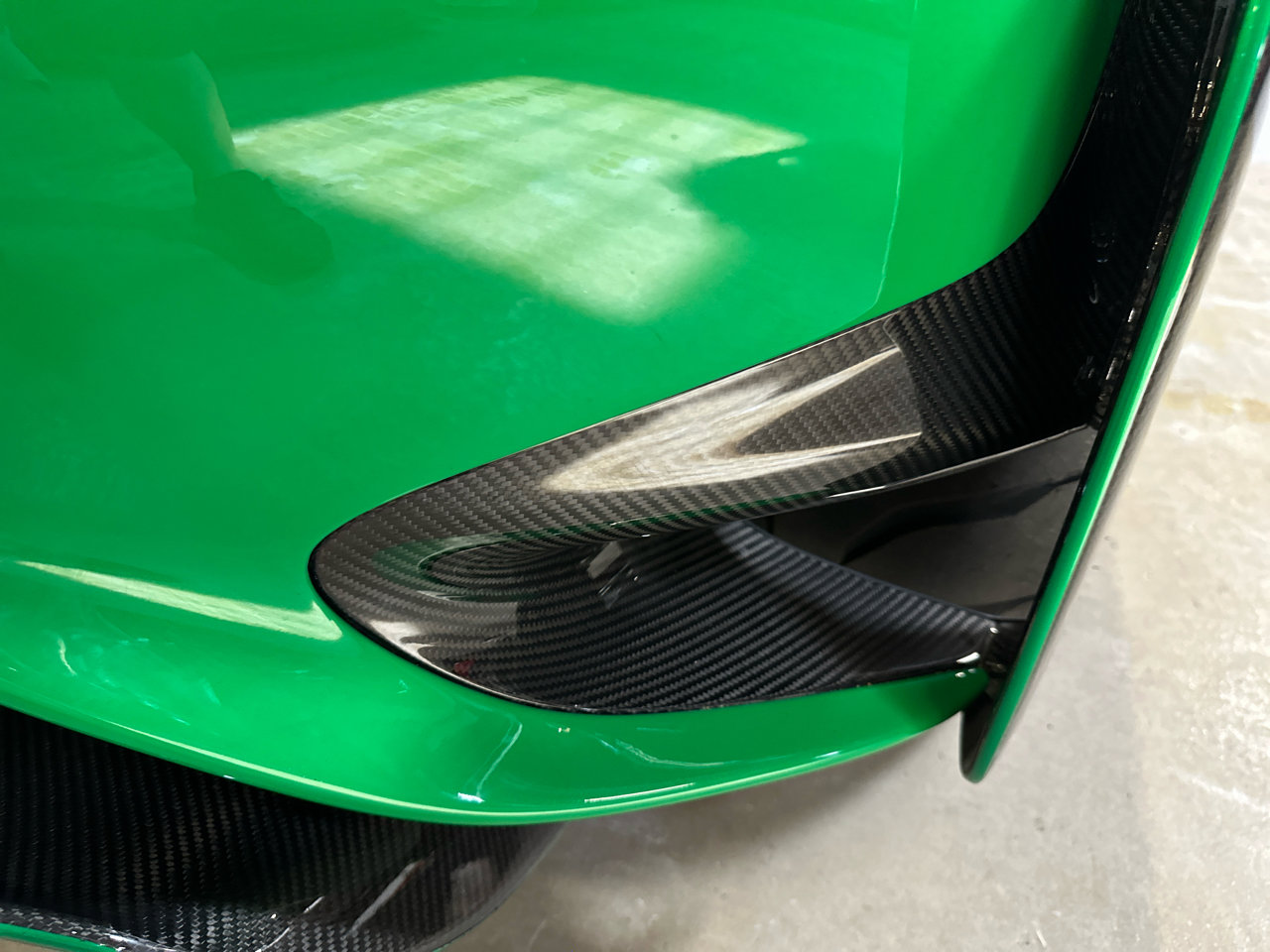 Used 2022 McLaren 765LT photo 31