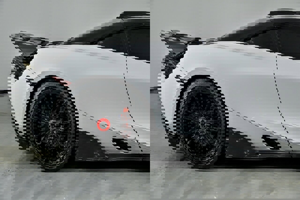 Used 2018 McLaren 720S Performance photo 15