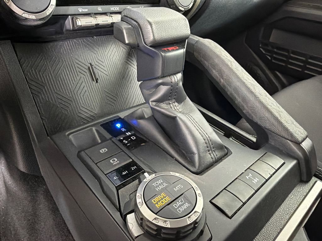 2025 Toyota Tacoma TRD Off-Road