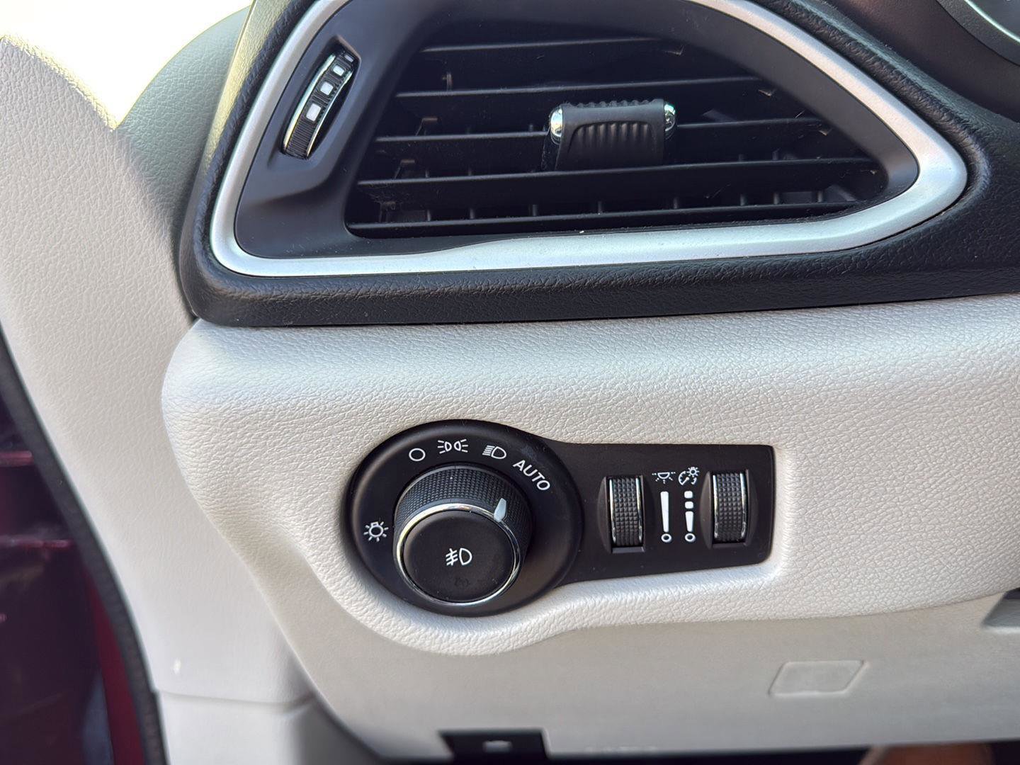 2018 Chrysler Pacifica Touring Plus