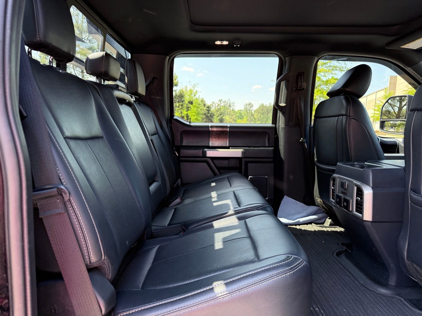 2022 Ford F350 Lariat