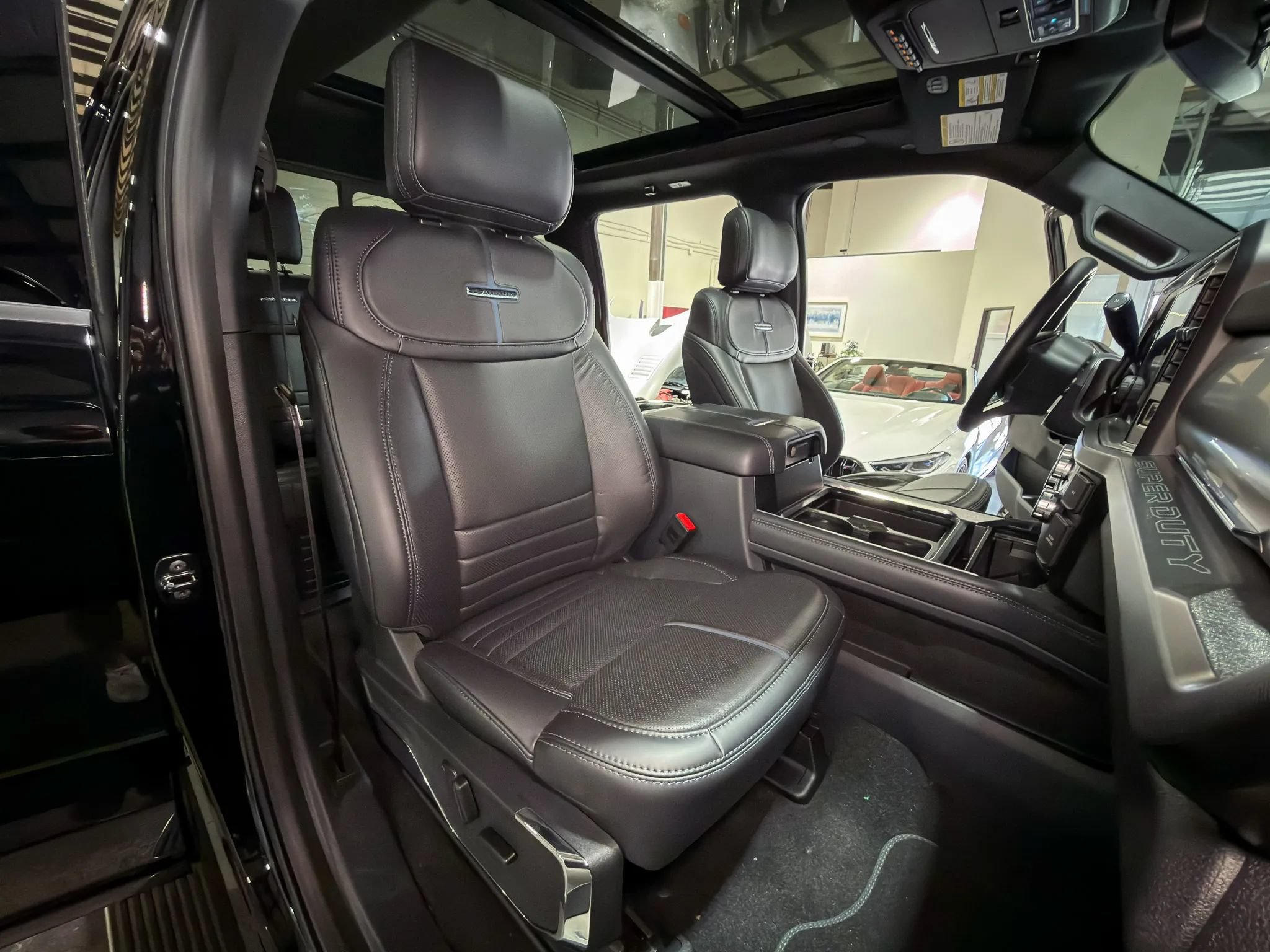 2026 Ford F-450 Super Duty Platinum - Photo 21