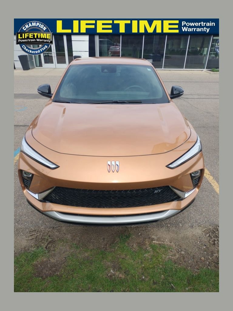 Used 2024 Buick Envista Sport Touring w/ Convenience I Package