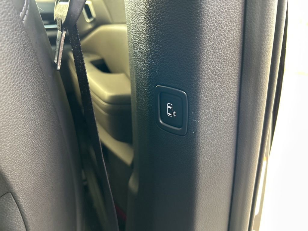 2025 Kia Carnival EX