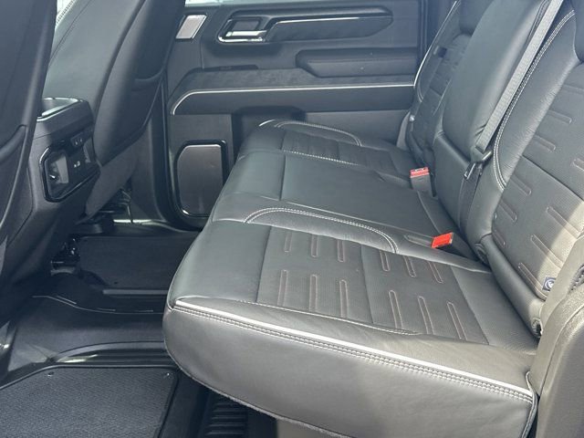 2025 GMC Sierra 2500 AT4X