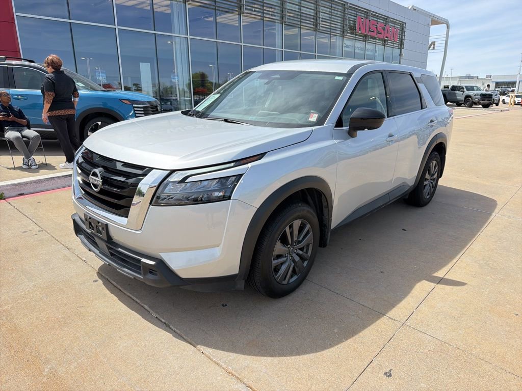 Used 2024 Nissan Pathfinder S