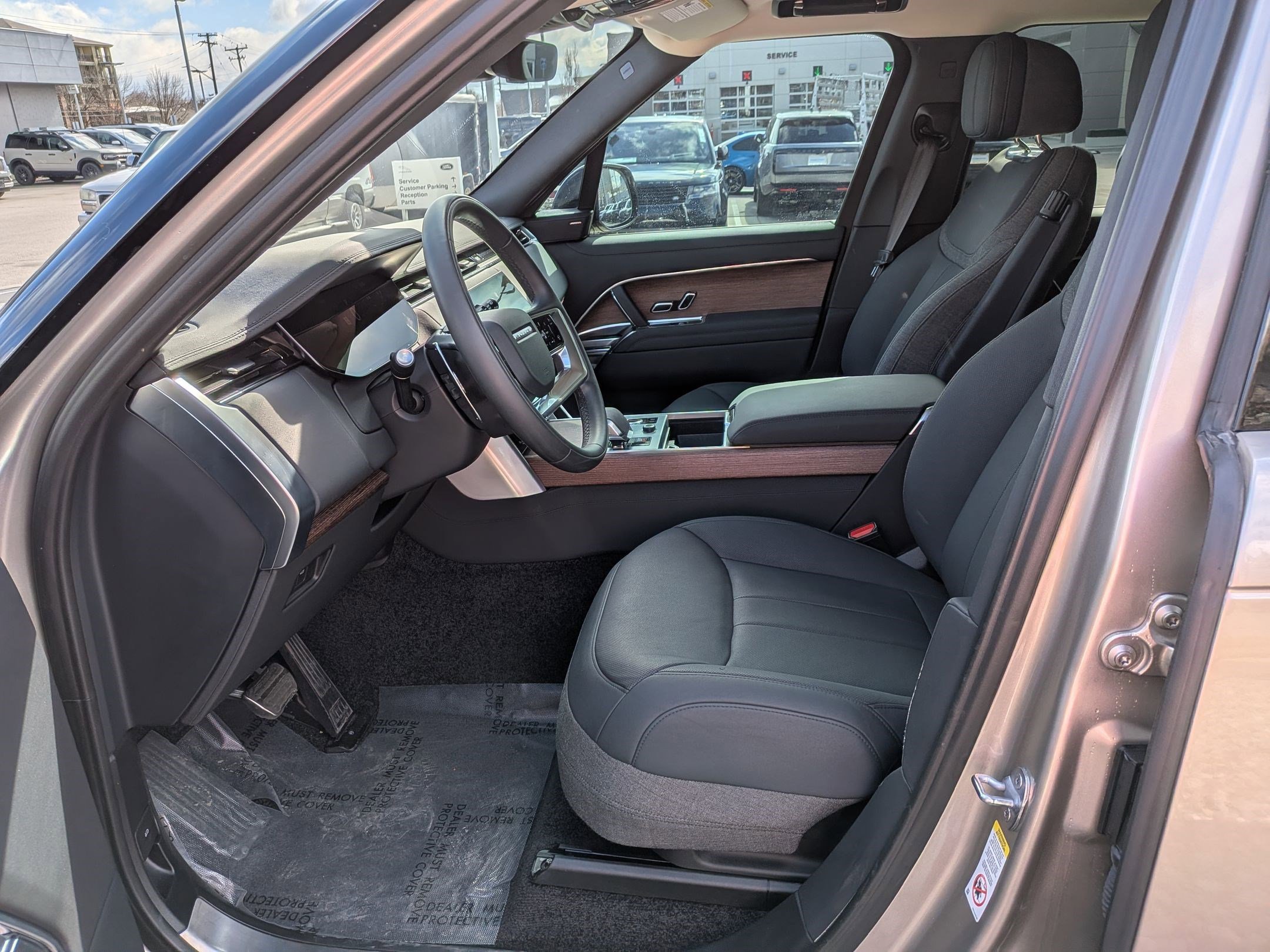 2023 Land Rover Range Rover SE