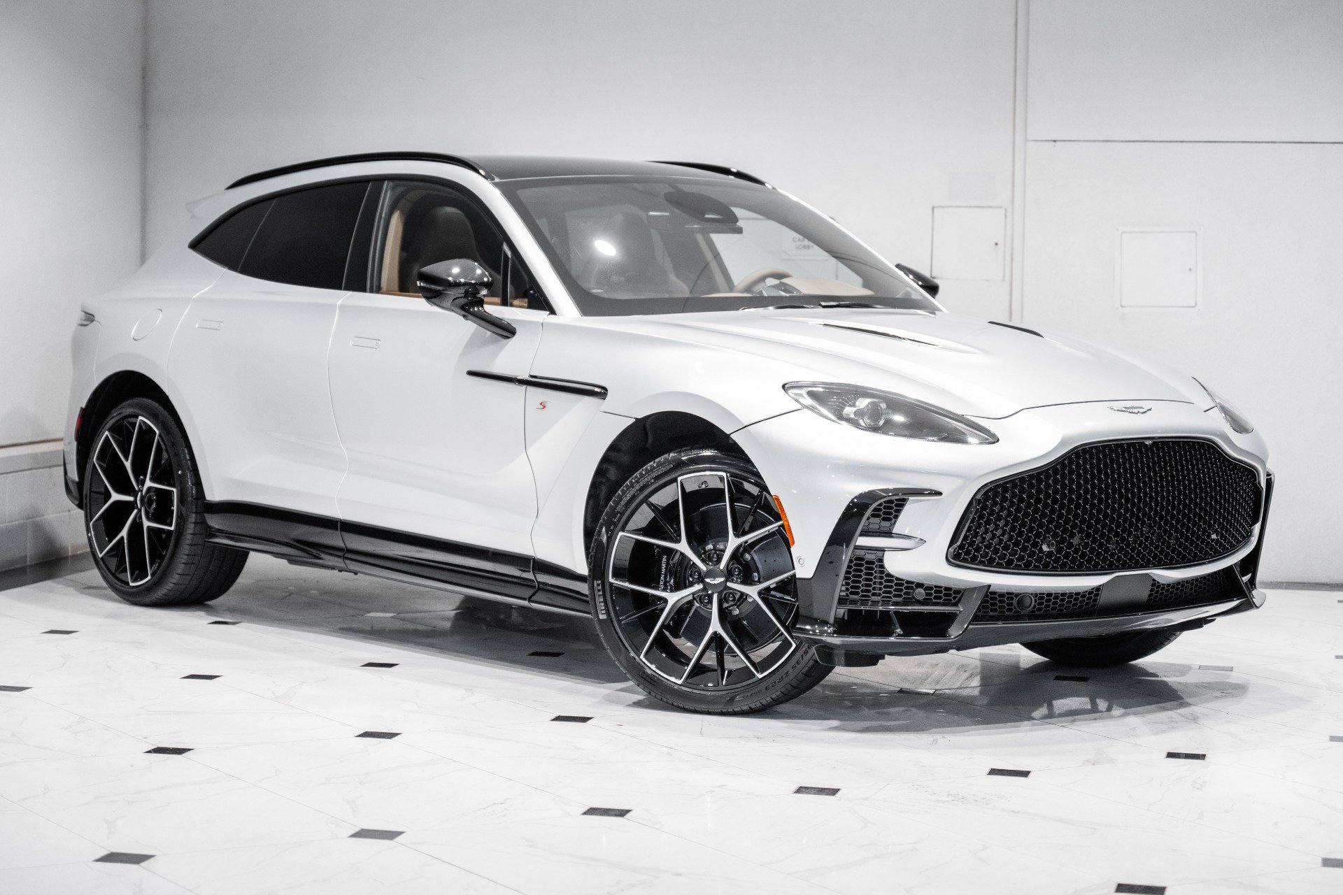 New 2026 Aston Martin DBX 707