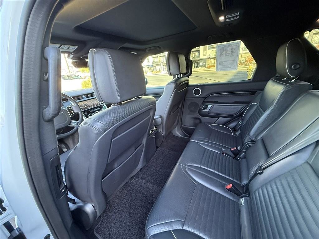 2020 Land Rover Discovery HSE Luxury