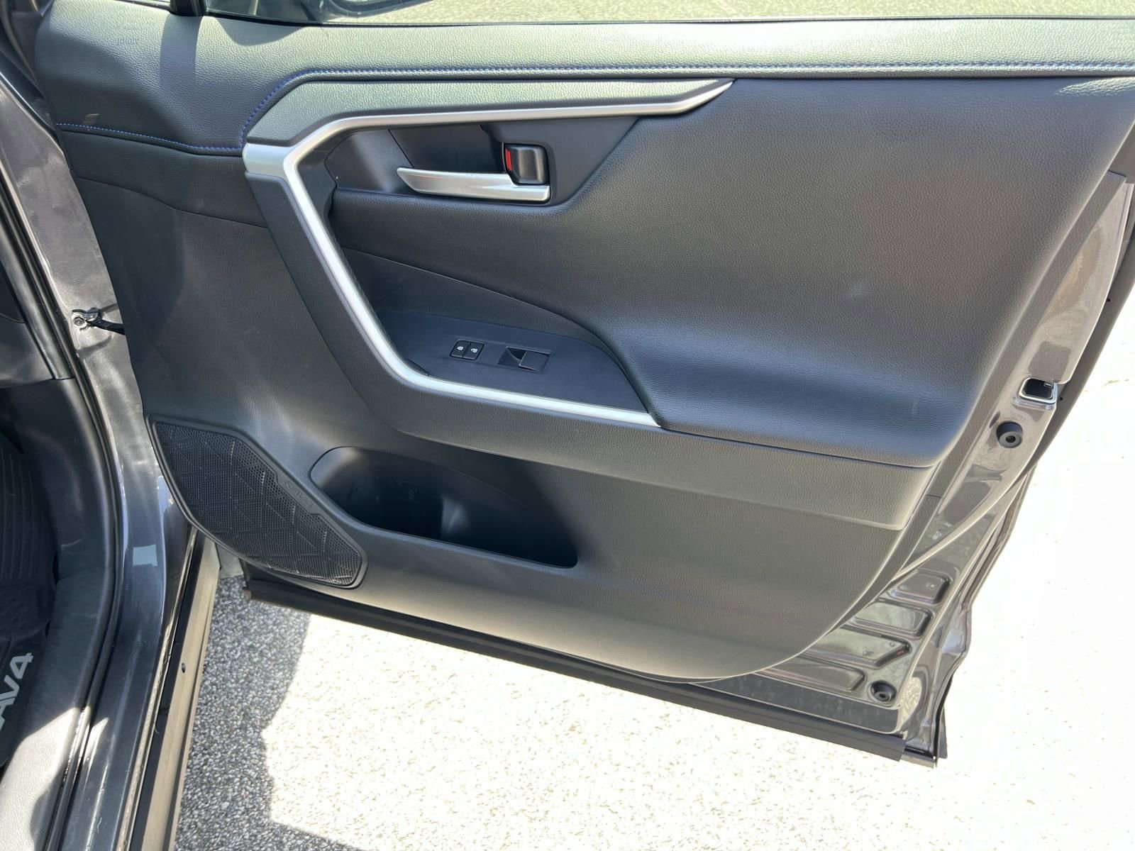 2019 Toyota Rav4 XSE