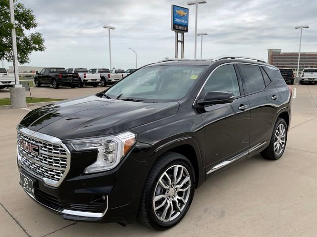Used 2023 GMC Terrain Denali w/ Denali Premium Package