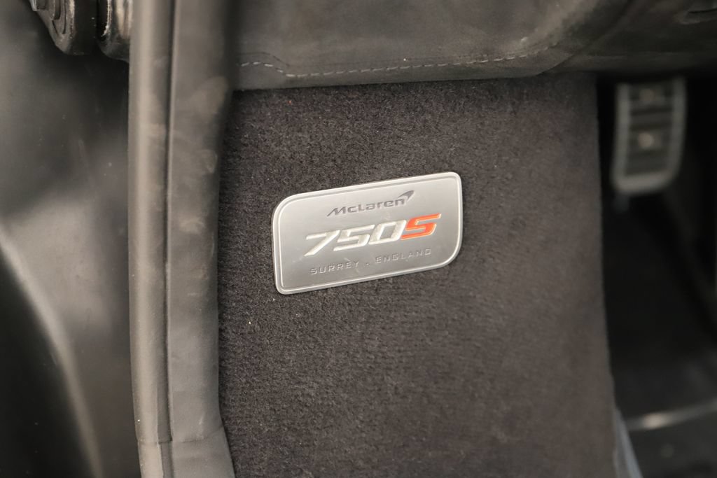 Used 2024 McLaren 750S Spider photo 18