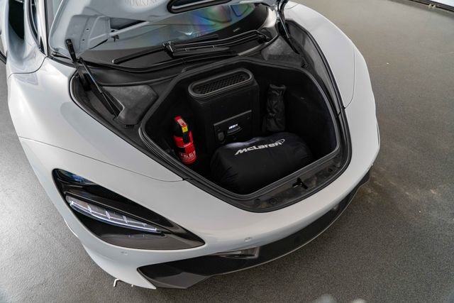 Used 2018 McLaren 720S Luxury photo 25