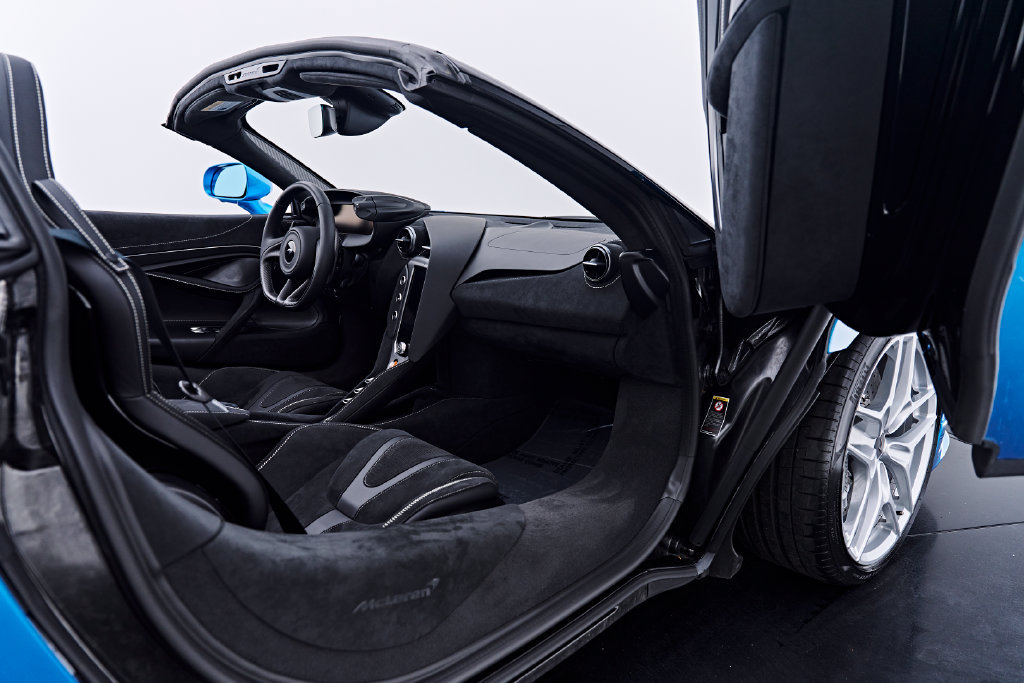 Used 2025 McLaren 750S Spider photo 47