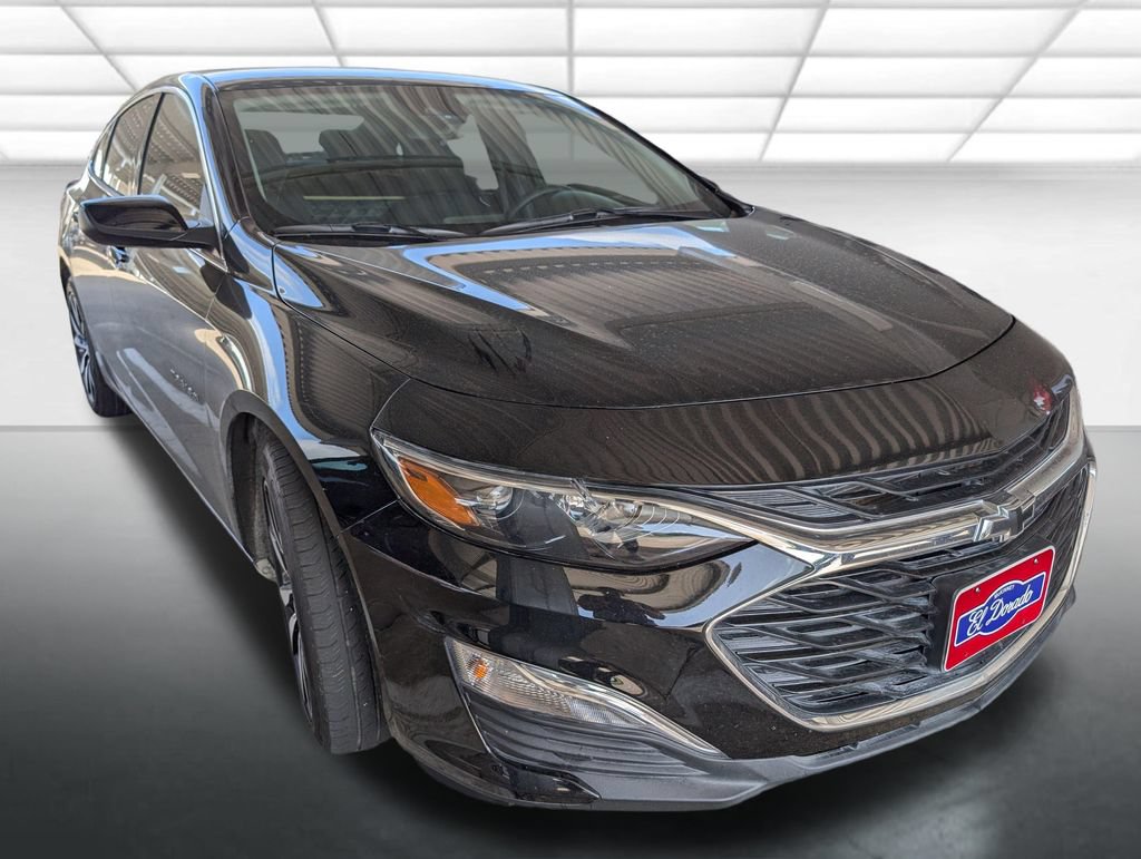Used 2025 Chevrolet Malibu RS