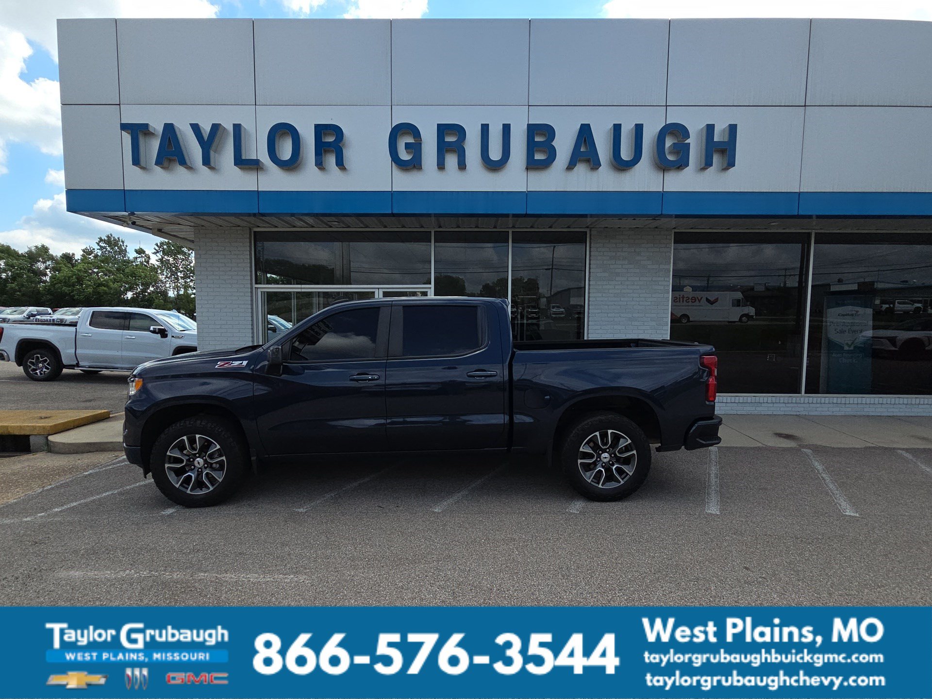 Certified 2022 Chevrolet Silverado 1500 RST w/ Z71 Off-Road Package