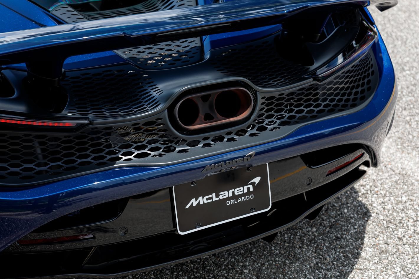 Used 2025 McLaren 750S photo 11