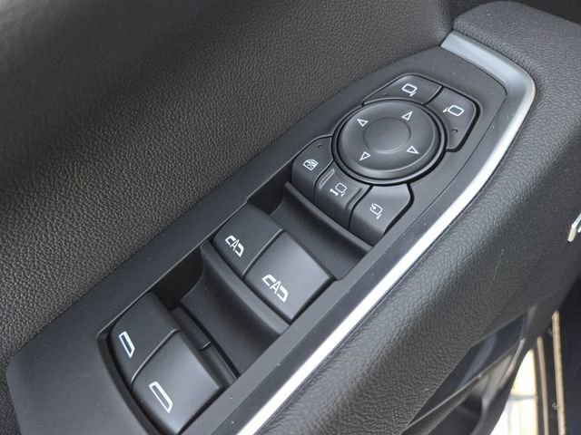 2025 GMC Sierra 3500 SLT