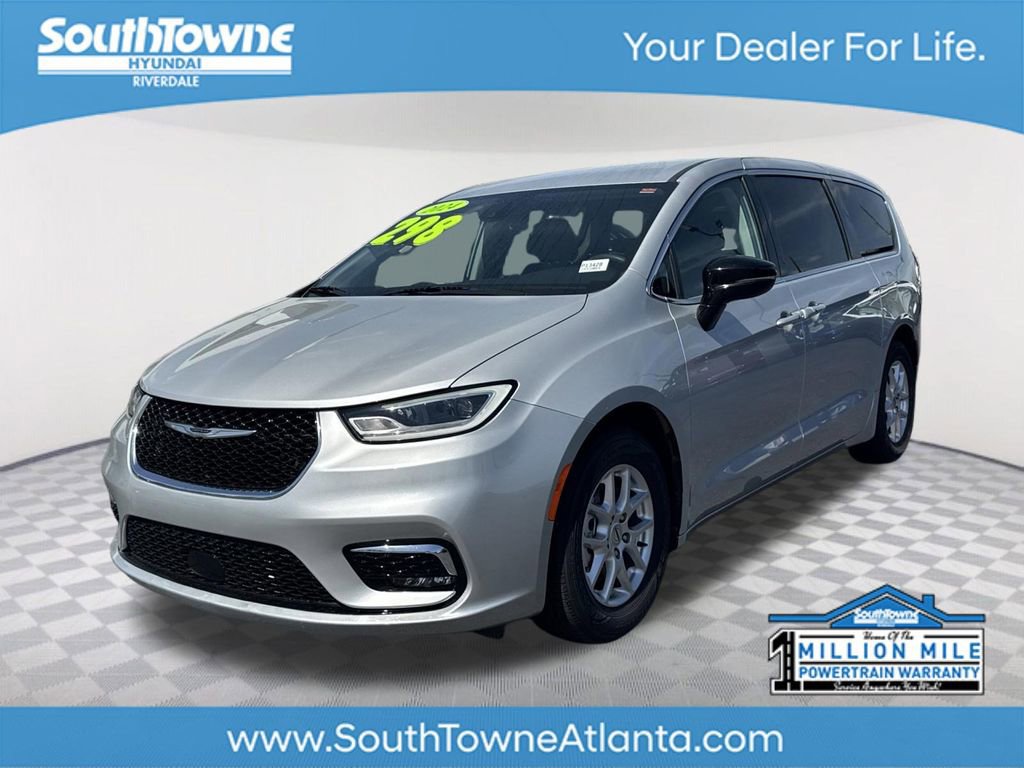 2024 Chrysler Pacifica Touring-L