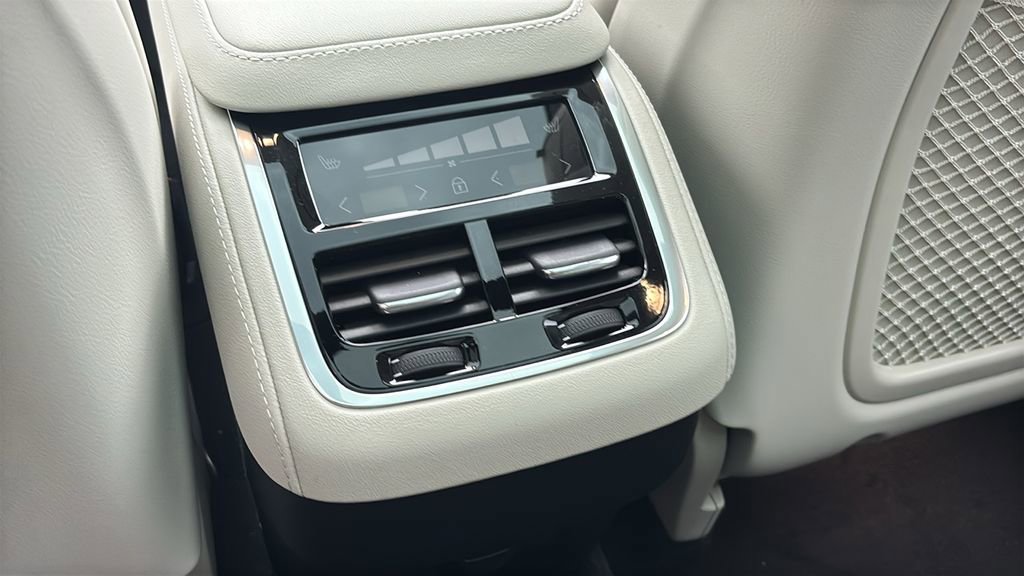 2026 Volvo Xc90 B6 Ultra