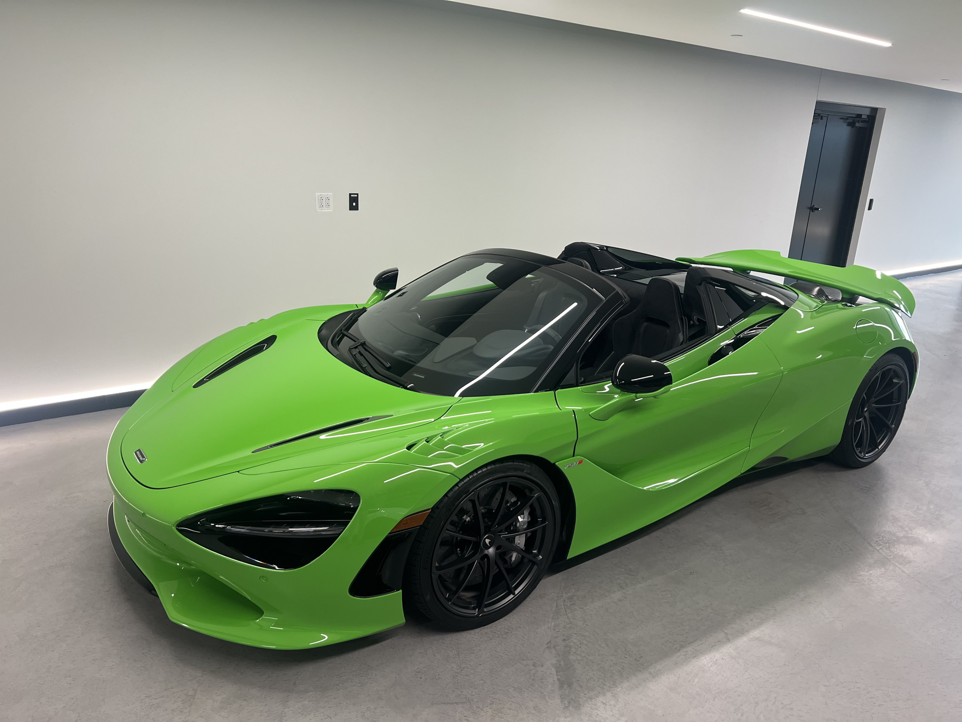 New 2027 McLaren 750S Spider 3