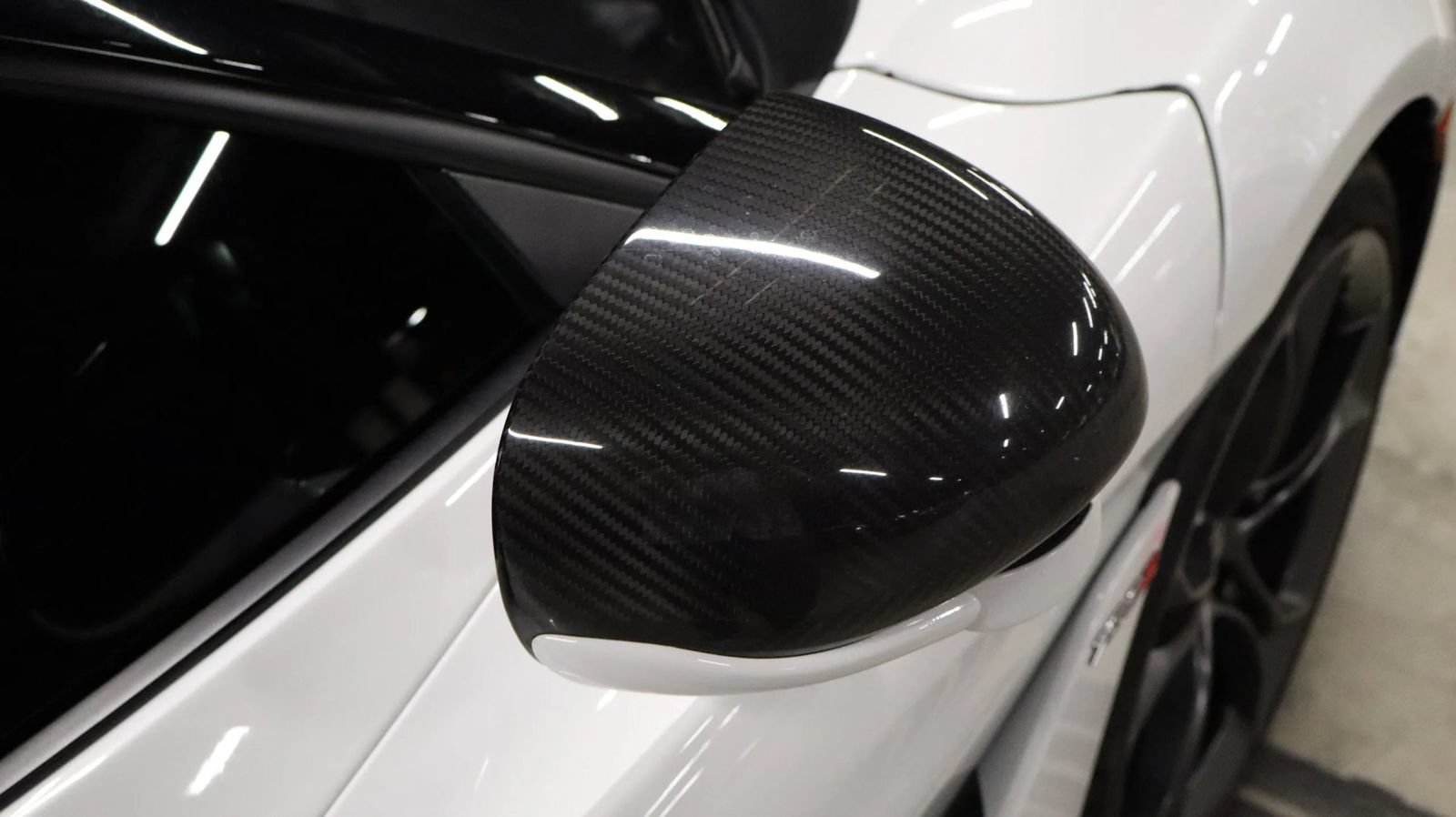 Used 2019 McLaren 720S photo 21