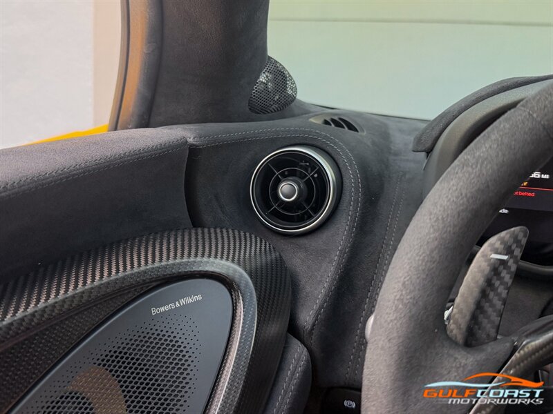 Used 2019 McLaren 600LT photo 22