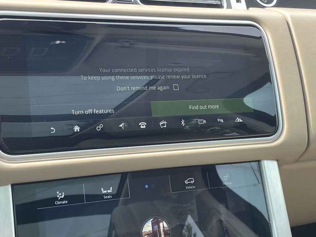 2020 Land Rover Range Rover Long Wheelbase HSE