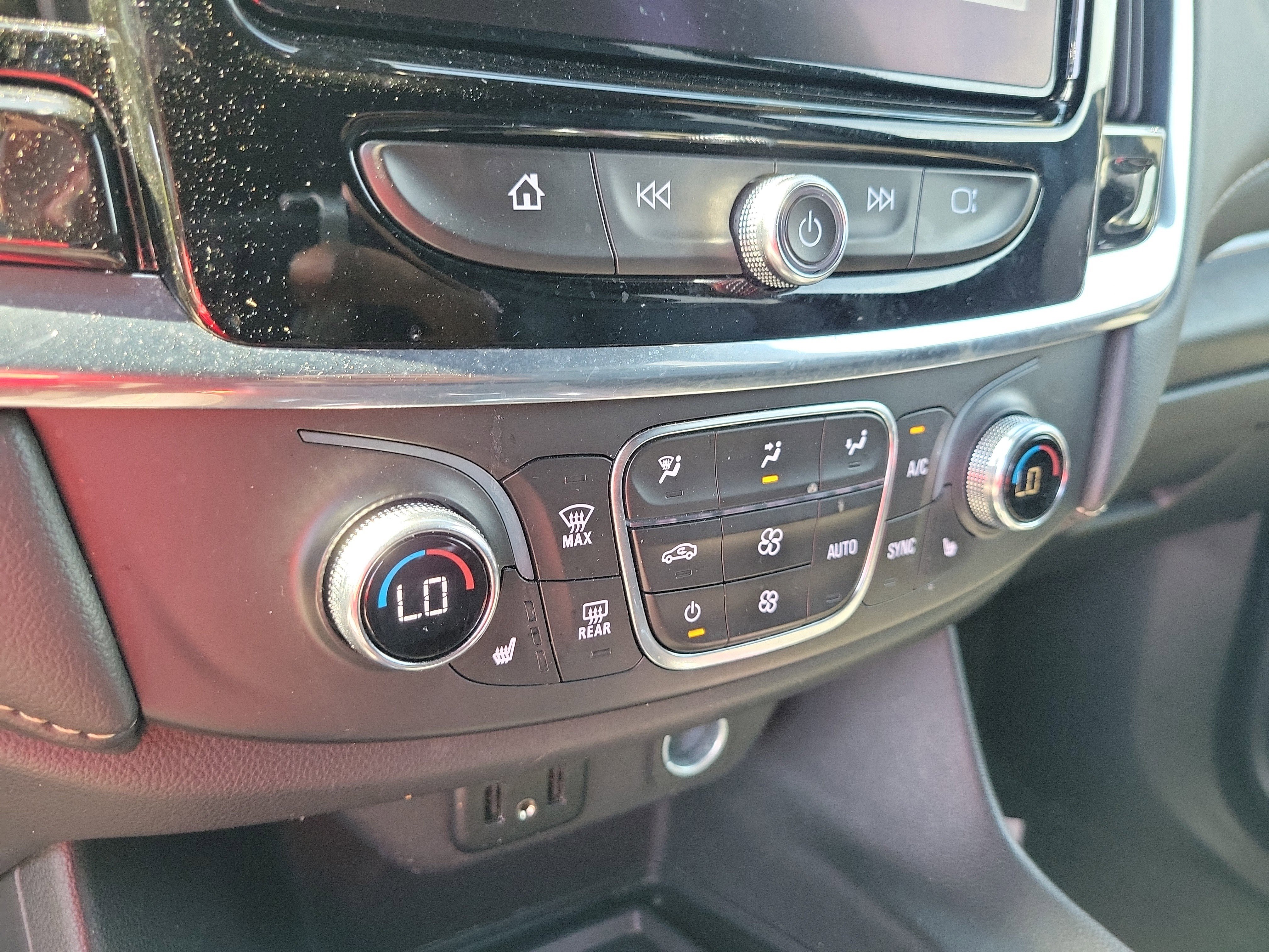 2023 Chevrolet Traverse LT