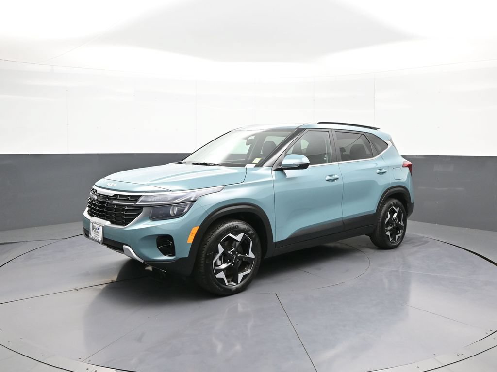 Certified 2025 Kia Seltos EX w/ EX Sunroof Package