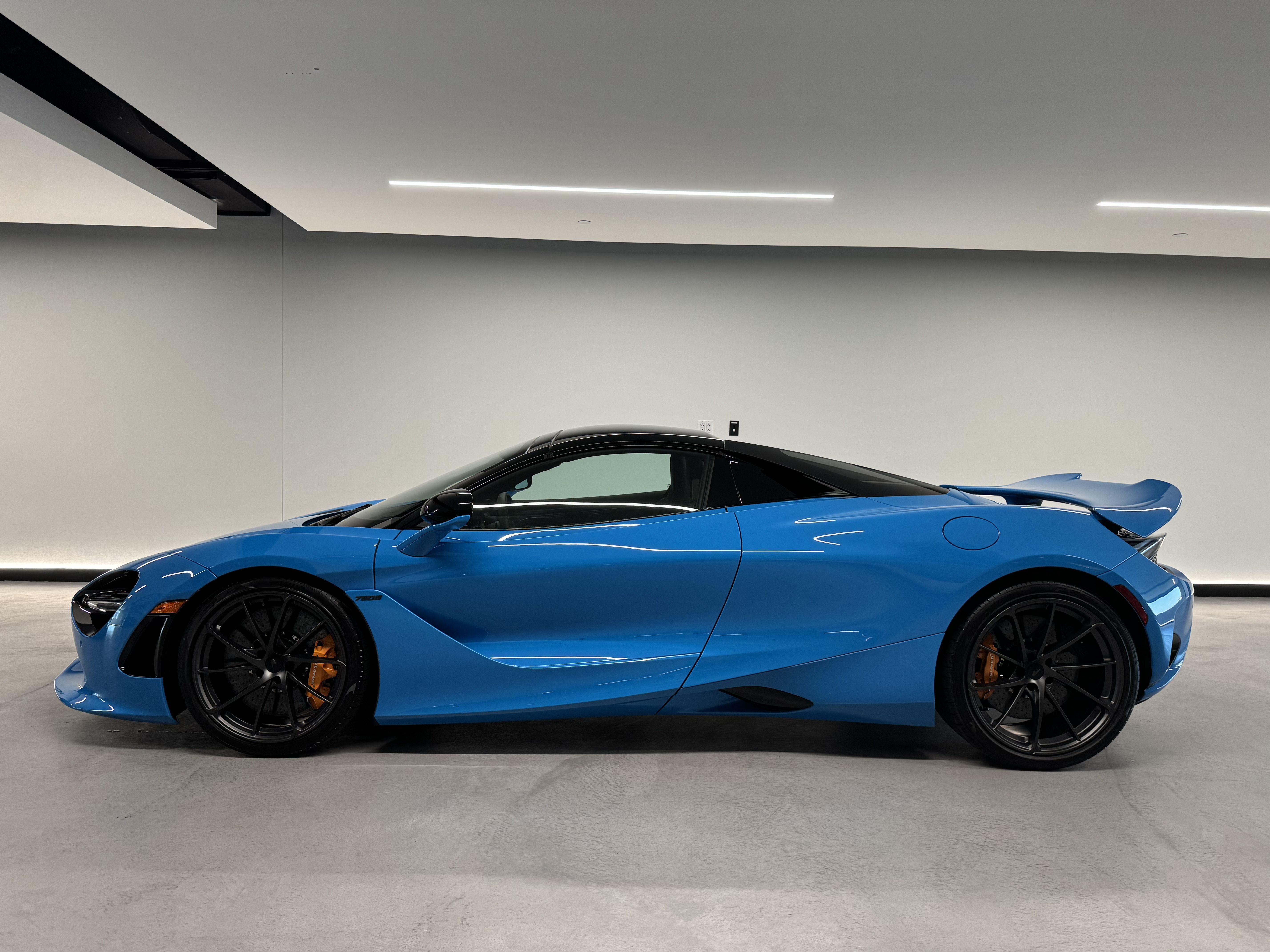 New 2027 McLaren 750S Spider 4