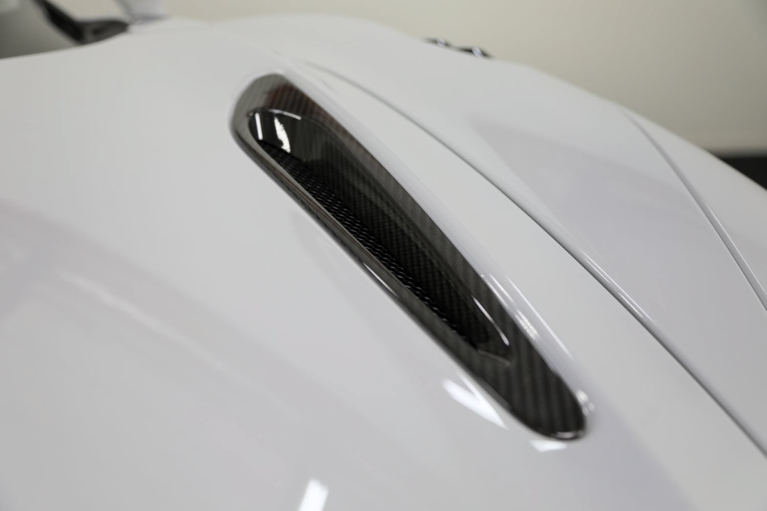 Used 2022 McLaren 765LT photo 16