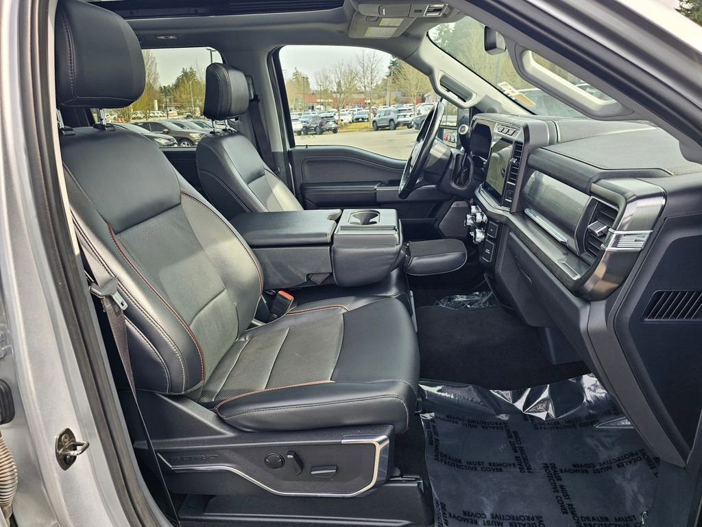 2024 Ford F350 Lariat