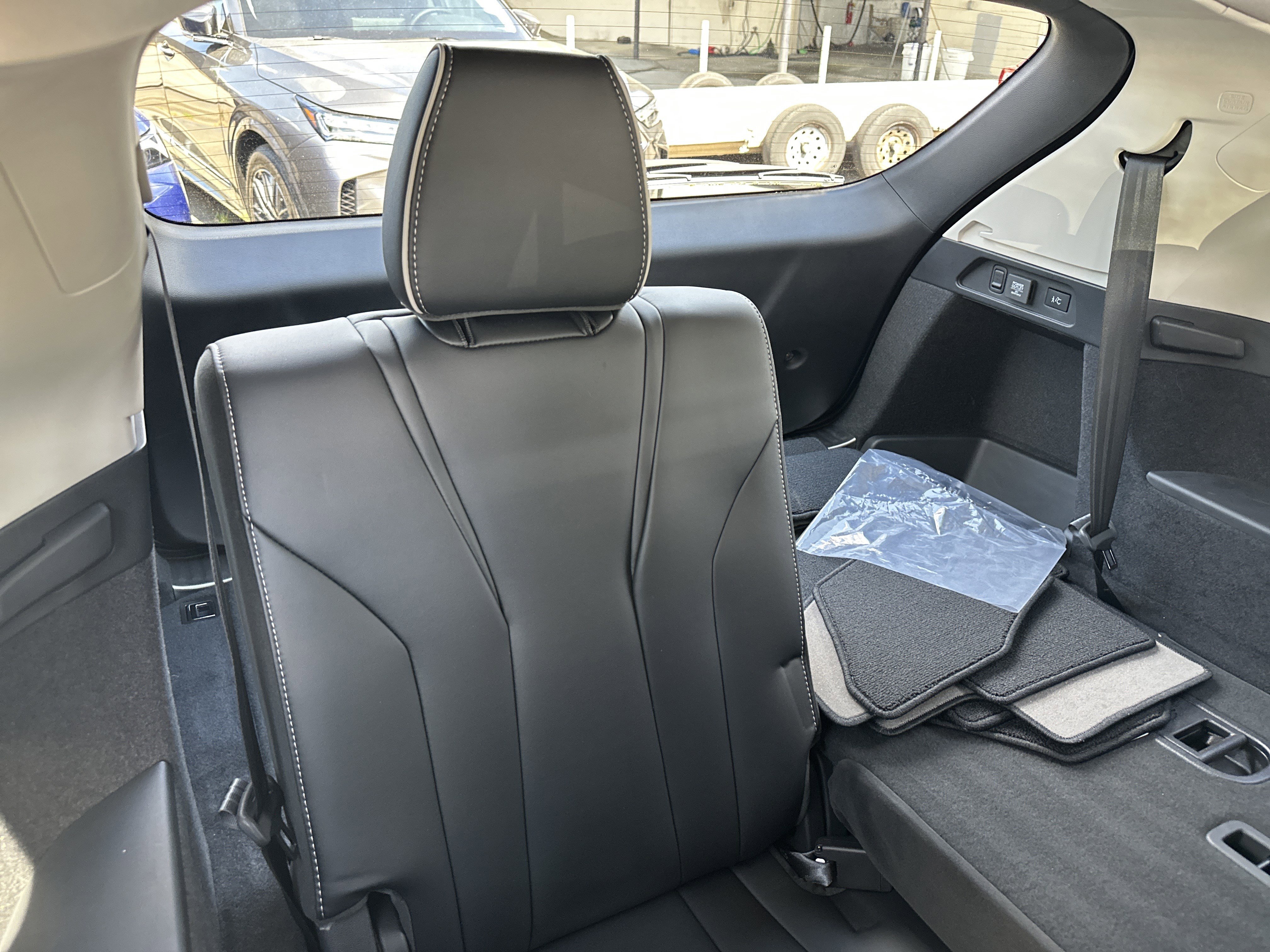 2024 Acura MDX SH-AWD w/ Advance Package