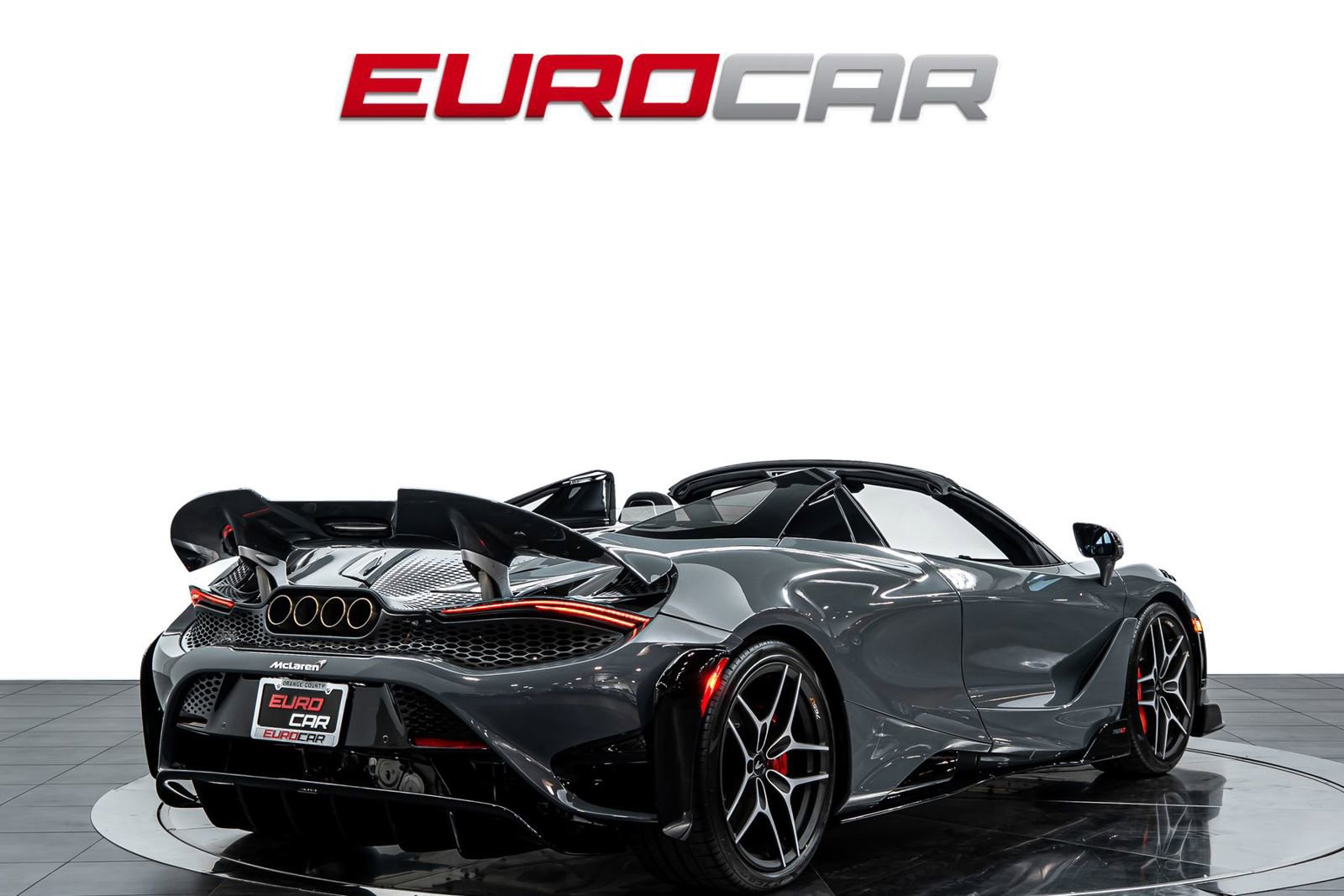 Used 2022 McLaren 765LT photo 6