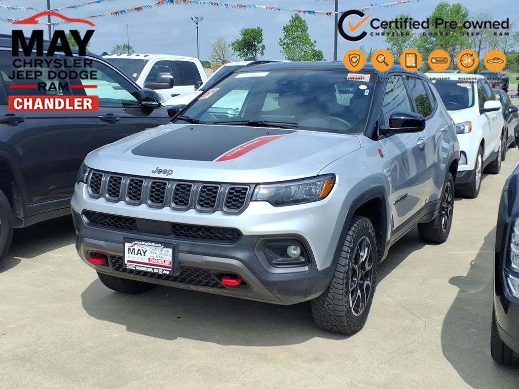 Used 2025 Jeep Compass Trailhawk