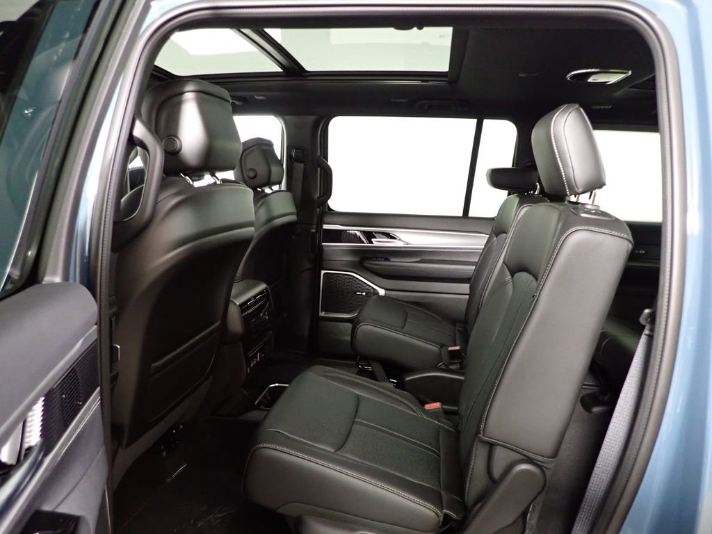 2026 Jeep Grand Wagoneer 4WD