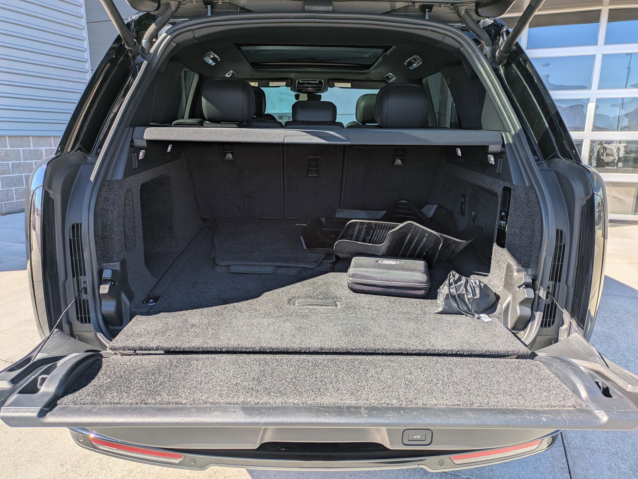 2024 Land Rover Range Rover SE