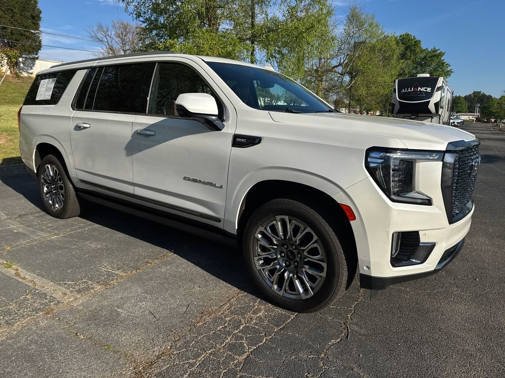 2023 GMC Yukon XL Denali Ultimate